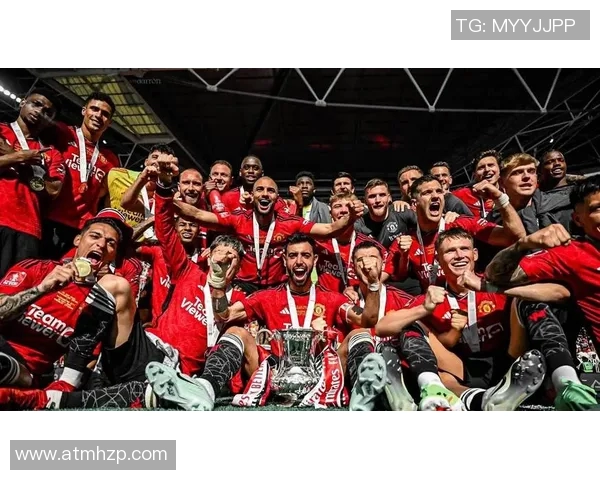 曼联历史上著名的7号球星盘点与他们的辉煌成就