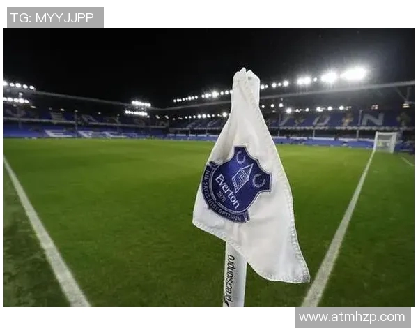 朗斯主场迎战沙托鲁争夺法乙联赛关键三分的精彩对决